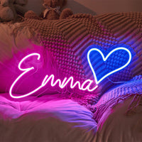 Neonreclame met aangepaste naam en LED-neonlicht