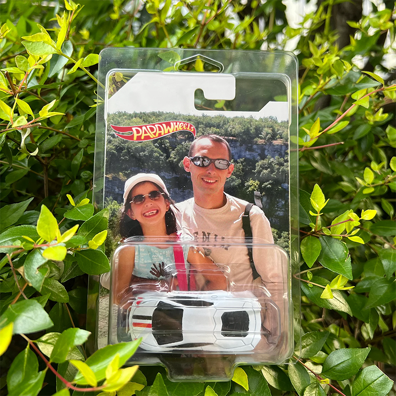 50 % RABATT 🚗 Personalisierte Verpackung für Papas Traumauto-Spielzeug🚙