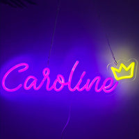 Neonreclame met aangepaste naam en LED-neonlicht