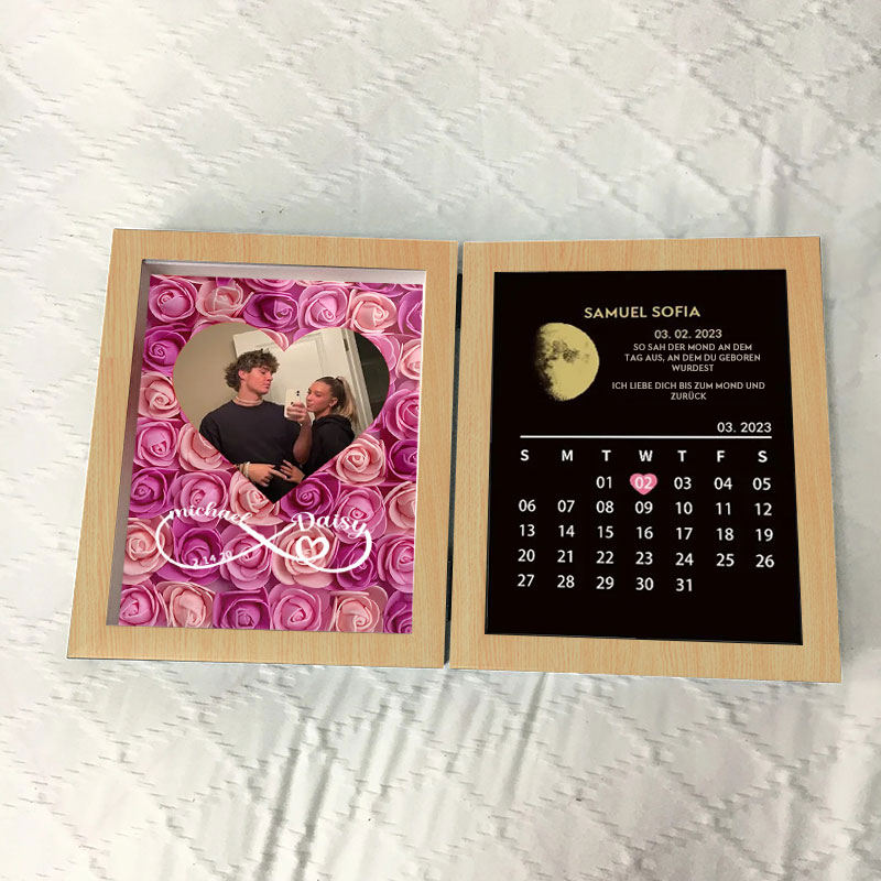 (Oneindigheidssymbool met naam) Aangepast bloemenframe met ECHTE MAANSTAND jubileumkalender🌺