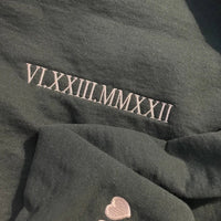 Sweat-shirt personnalisé brodé pour couple avec chiffres romains, cadeaux de Noël