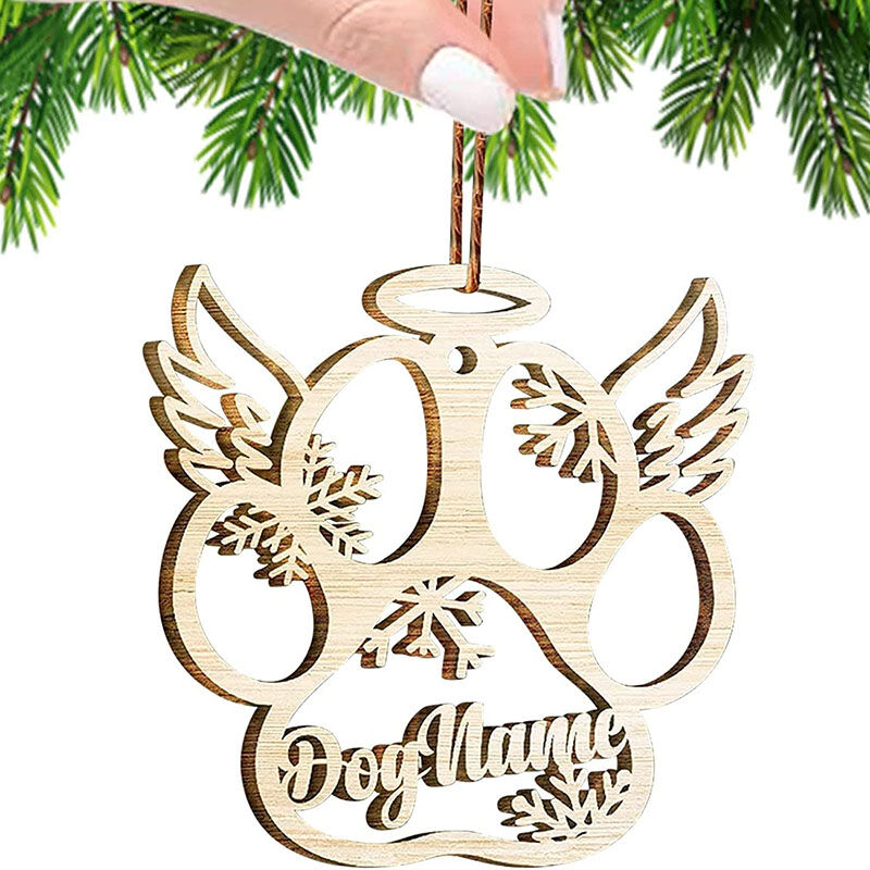 Aangepaste houten kerstversiering met naam, hondenpoothanger met vleugels