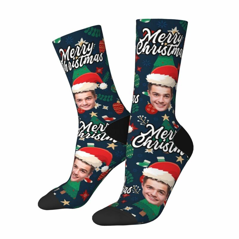 Gepersonaliseerde gezichtssokken met kerstmuts en decoratief patroon voor Kerstmis