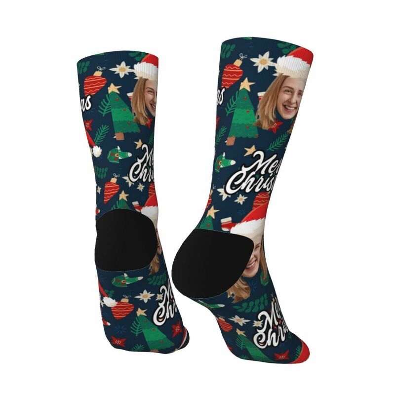 Gepersonaliseerde gezichtssokken met kerstmuts en decoratief patroon voor Kerstmis