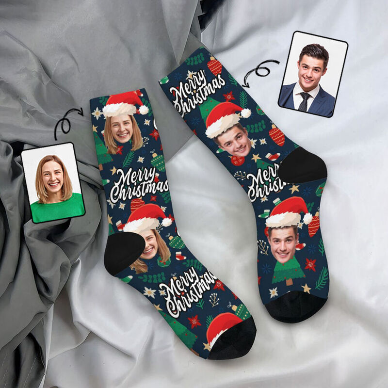 Gepersonaliseerde gezichtssokken met kerstmuts en decoratief patroon voor Kerstmis