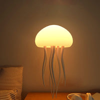 Kleurrijke kwallenlamp met kleurverloop en spraakgestuurd ontwerp, creatief cadeau voor kinderen