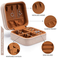 Personaliseer de leren sieradenorganizer