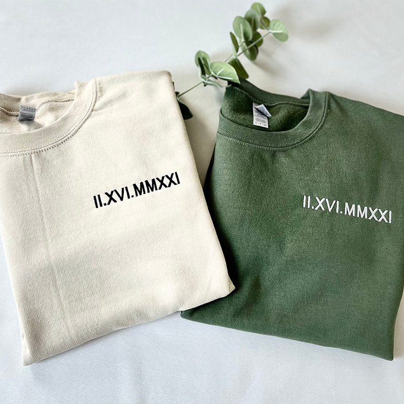 Sweat-shirt personnalisé brodé pour couple avec chiffres romains, cadeaux de Noël
