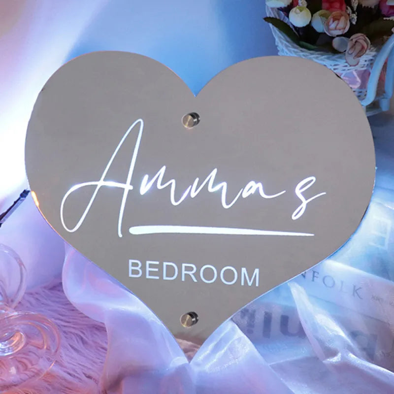 Panneau miroir personnalisé en forme de cœur avec noms, panneau de chambre lumineux personnalisé pour couples