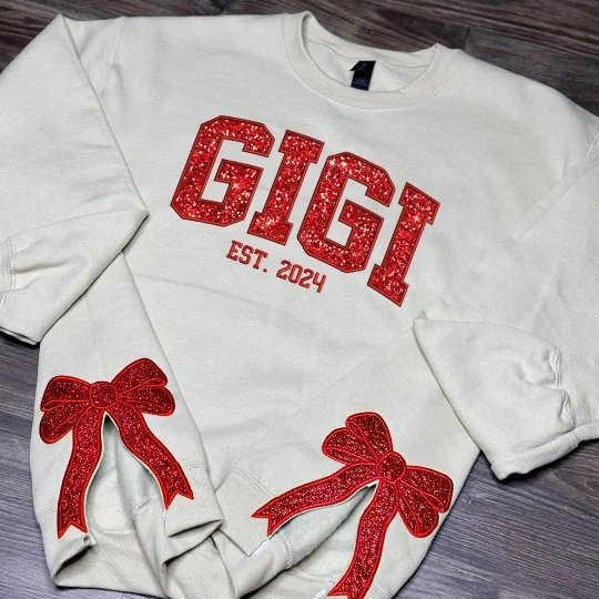 Gepersonaliseerde kersttrui met geborduurde strik, trui met strik aan de zijkant en applicatie, glitterkersttrui
