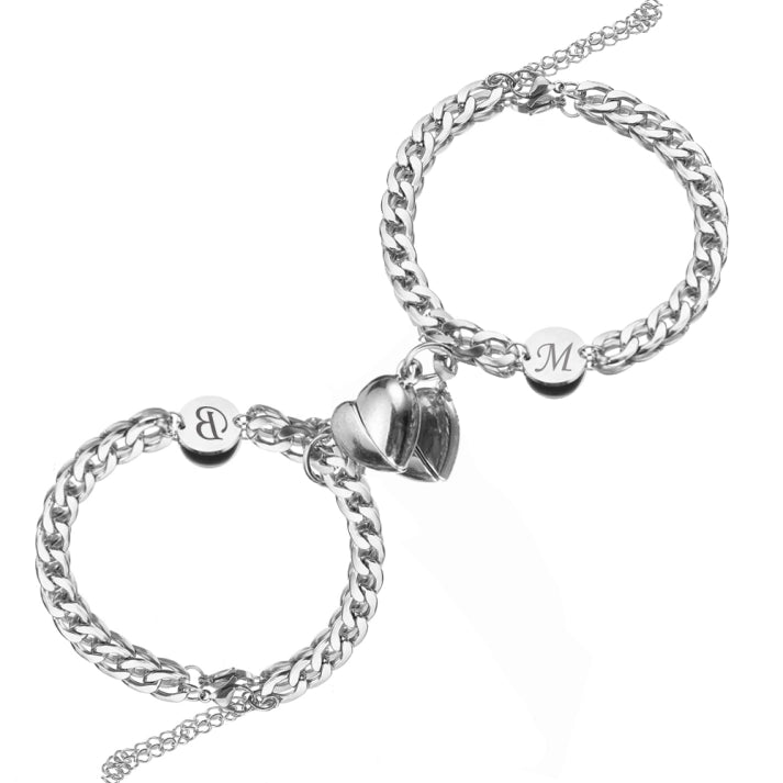 Gepersonaliseerde roestvrijstalen armbandenset met 2 letters voor koppels