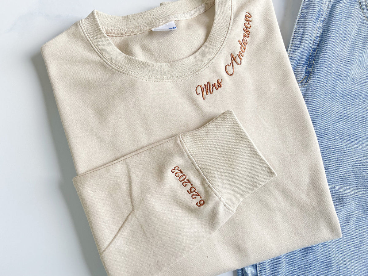 Geborduurde naam op kraag Sweatshirt Hoodie Borduurwerk College Koppel Matching Hoodie Crewneck Sorority Jubileum Cadeau
