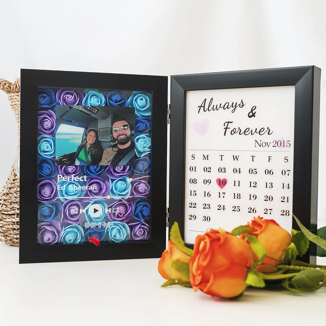 Nieuw gepersonaliseerd frame met muzikale bloemen en jubileumcadeaus