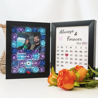 Nieuw gepersonaliseerd frame met muzikale bloemen en jubileumcadeaus