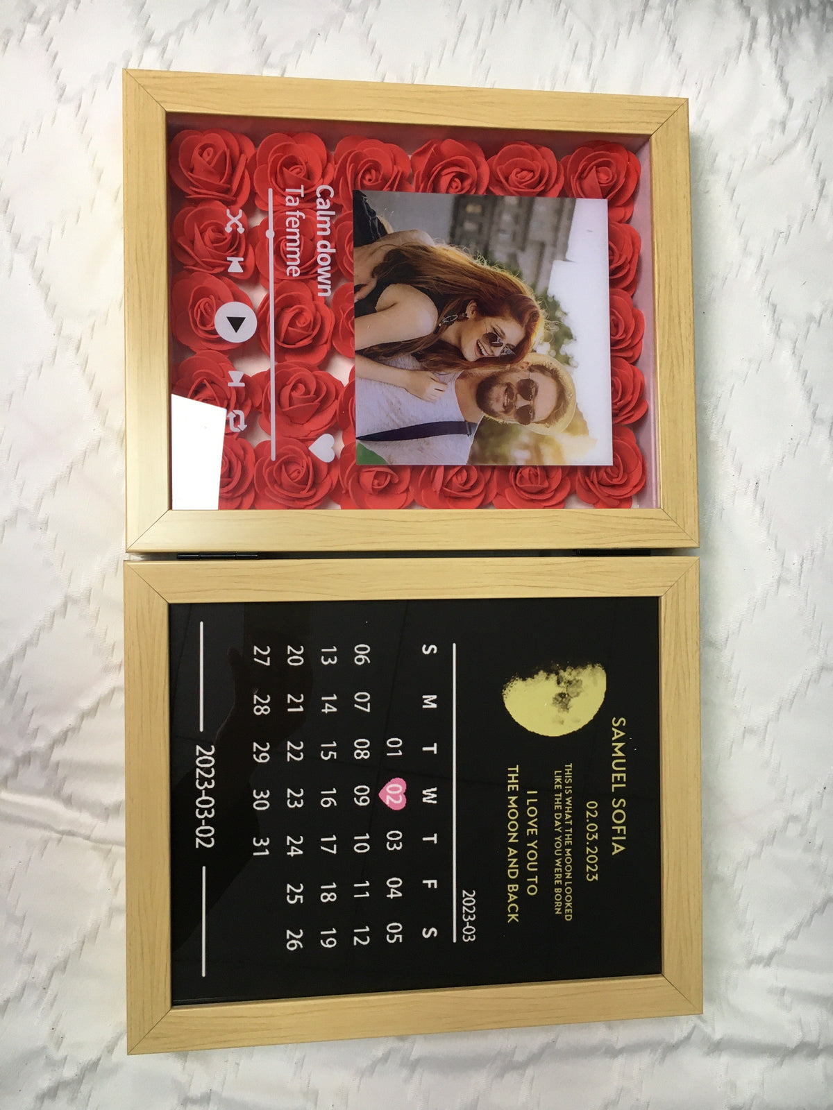 (Vierkant met lied) Aangepast bloemenlijstje met ECHTE MAANSTAND jubileumkalender