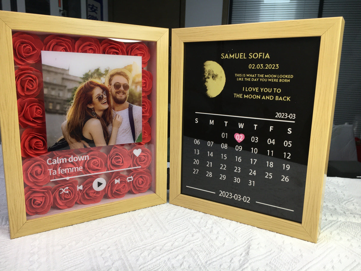 (Vierkant met lied) Aangepast bloemenlijstje met ECHTE MAANSTAND jubileumkalender