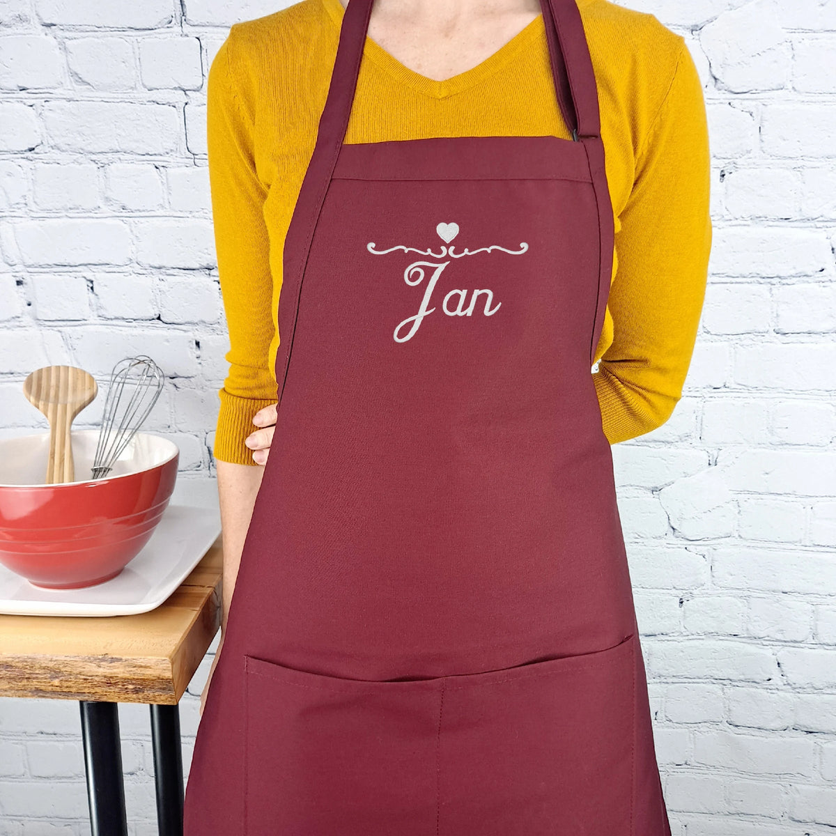 Tablier personnalisable, personnalisé, nom, coeur, cuisine, tablier brodé, cadeau pour elle