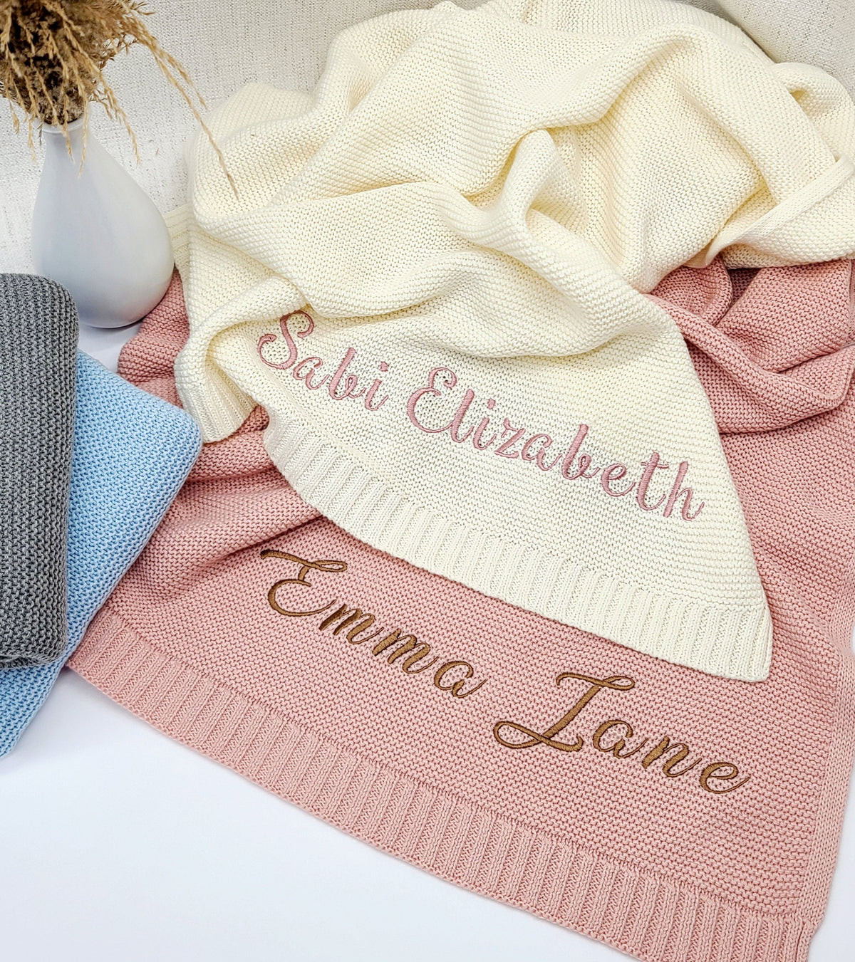 Couverture bébé, nom brodé, couverture poussette, cadeau pour nouveau-né, tricot coton doux et respirant