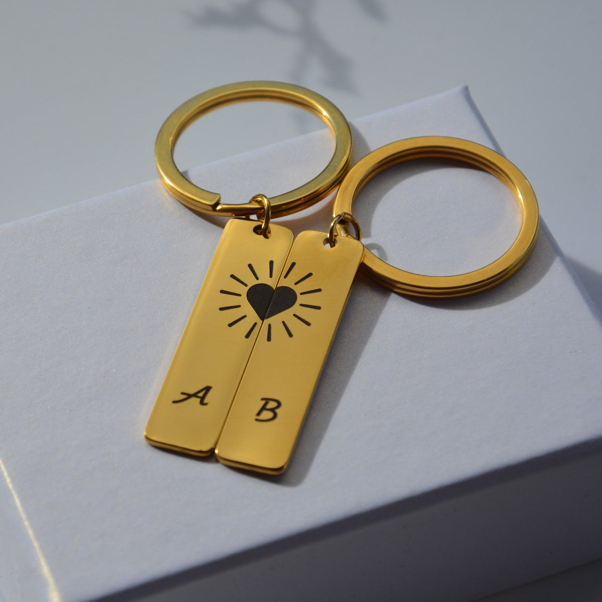 Sleutelhangerset voor koppels, gegraveerde sleutelhanger voor koppels, jubileumcadeau voor vriendje
