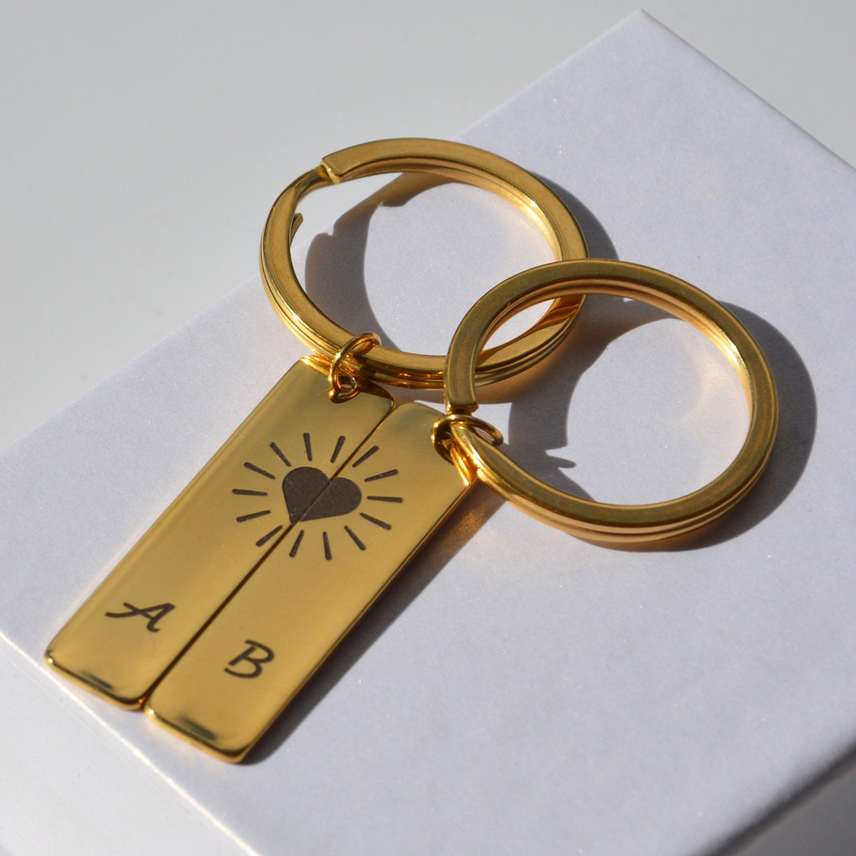 Sleutelhangerset voor koppels, gegraveerde sleutelhanger voor koppels, jubileumcadeau voor vriendje