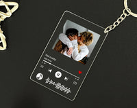 Gepersonaliseerde sleutelhanger met foto, sleutelhanger met liedje, sleutelhanger met muziek, acrylplaat