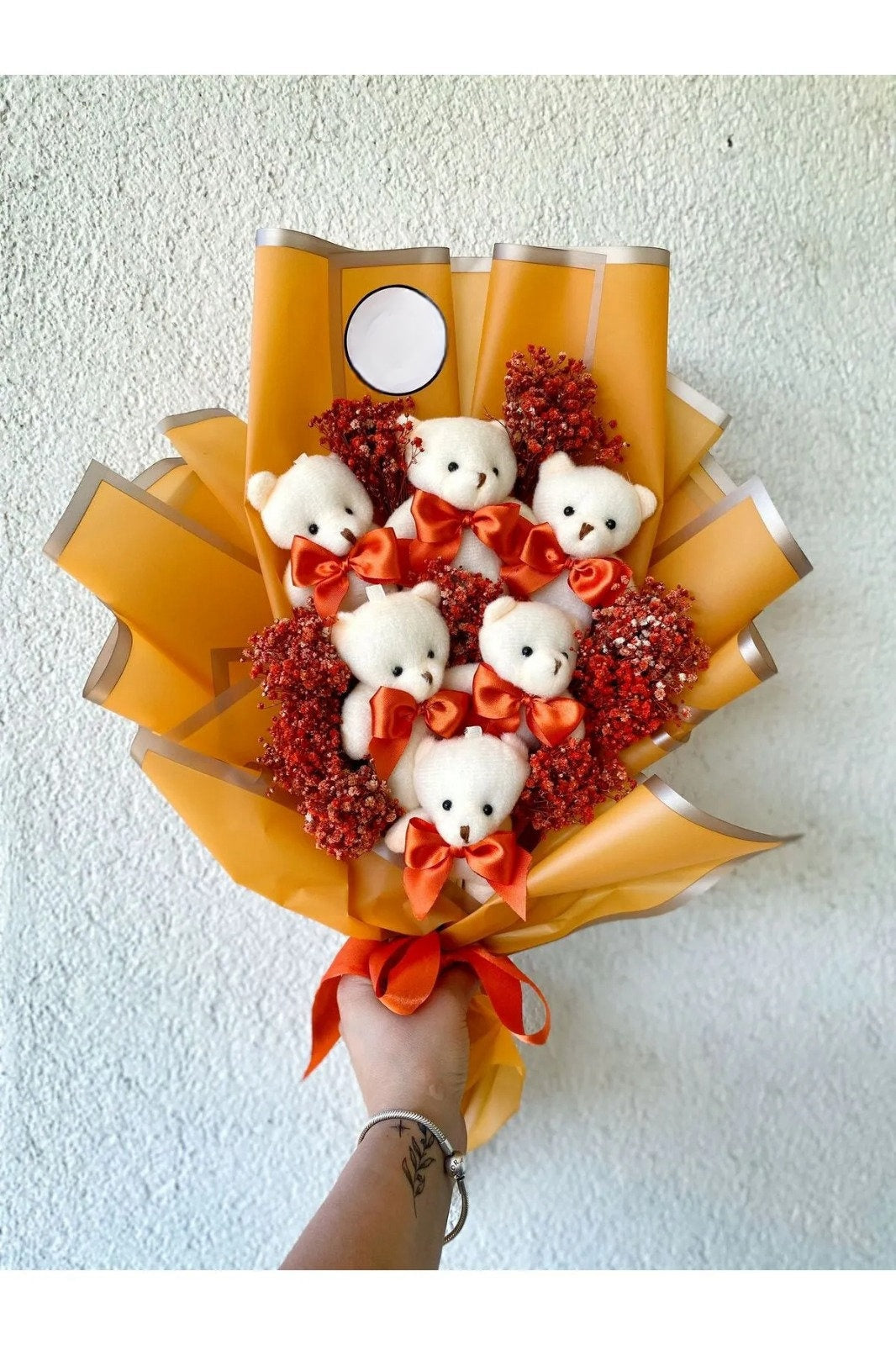 Kleine berenbloemen, pluchen berenboeket, liefdesbeerboeket