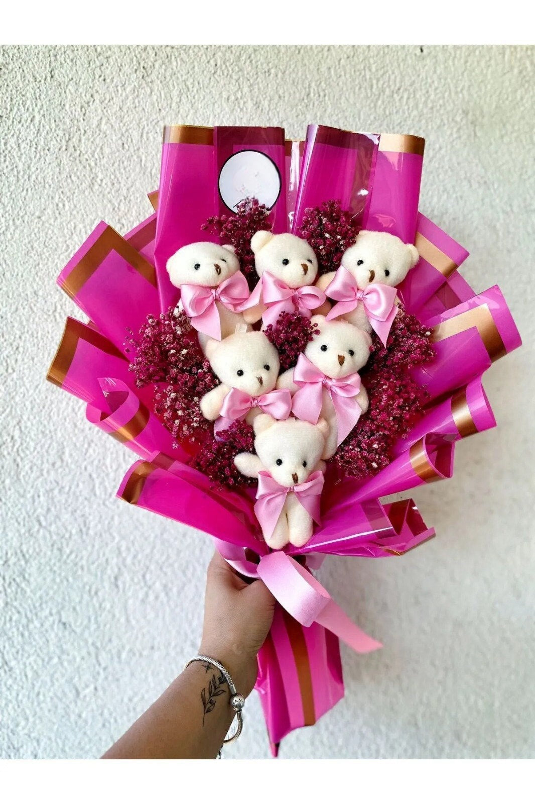 Kleine berenbloemen, pluchen berenboeket, liefdesbeerboeket