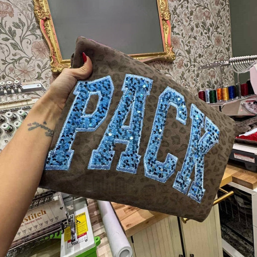 Personalisiertes Pailletten-Sweatshirt MAMA mit Glitzerbuchstaben im Vintage-Stil – das perfekte Muttertagsgeschenk für Mama