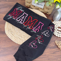 [Stickerei] Individuell besticktes Sweatshirt „Mama trägt ihr Herz auf dem Ärmel“, Muttertagsgeschenk