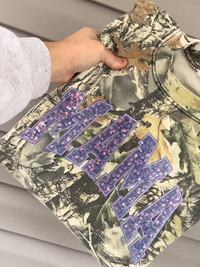 Personalisiertes Pailletten-Sweatshirt MAMA mit Glitzerbuchstaben im Vintage-Stil – das perfekte Muttertagsgeschenk für Mama