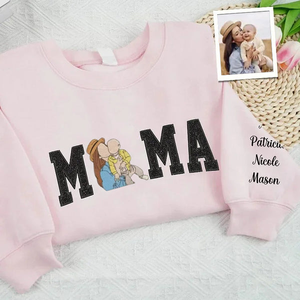 Ein funkelndes Geschenk für Oma: Personalisiertes Sweatshirt mit gesticktem Familienfoto und Glitzer