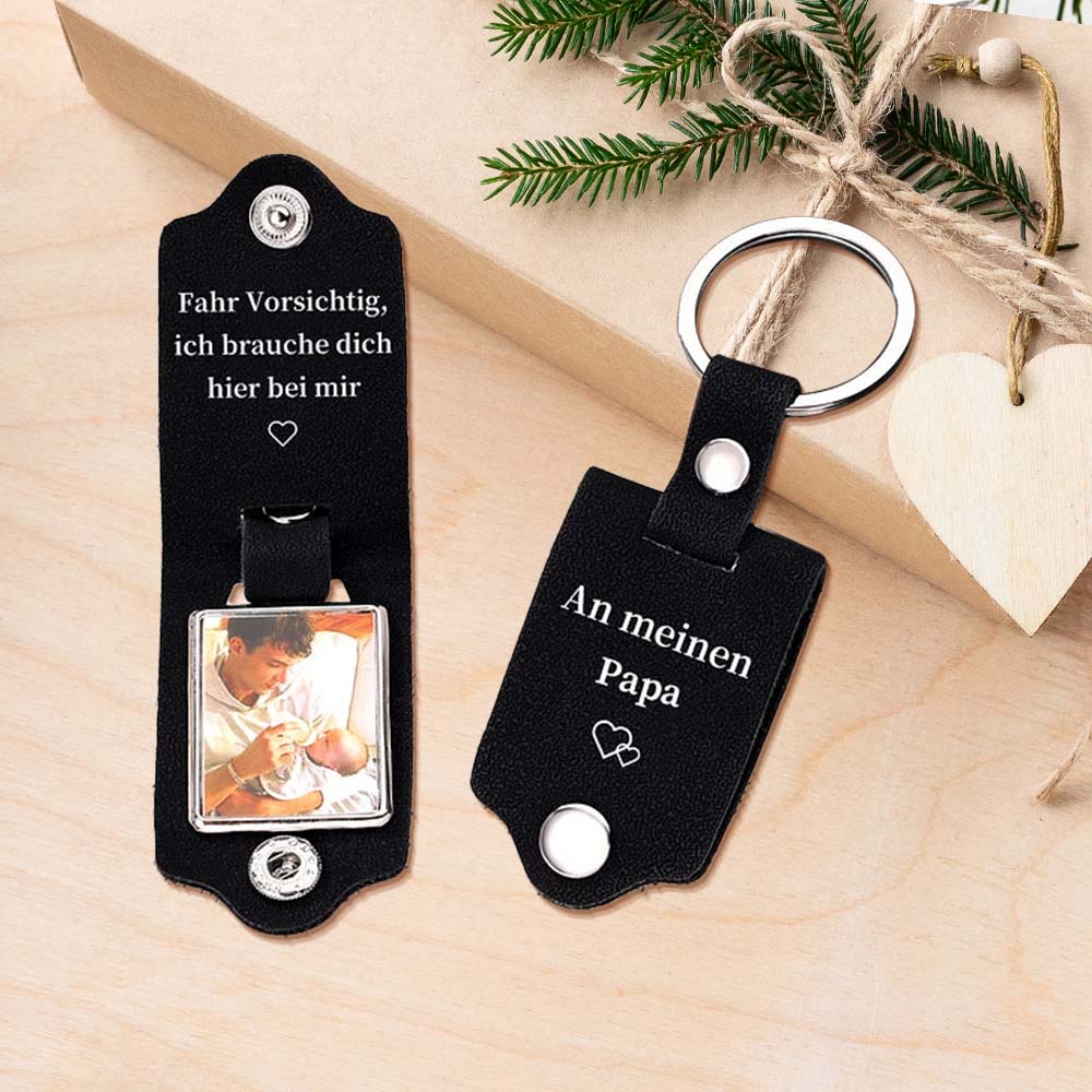 Personalisierter Schlüsselanhänger aus Leder mit Foto und Text – Fahr vorsichtig, ich brauche dich hier bei mir – Geschenk für den Weihnachtsmann