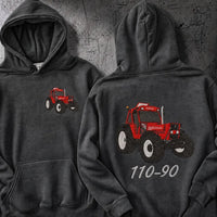Bestickter Hoodie mit individuellem Traktorenmotiv - personalisiertes Logo auf der Vorderbrust & Traktorenmotiv auf der Rückseite