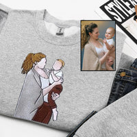 Individuell besticktes T-Shirt, Sweatshirt mit Mama-Porträt