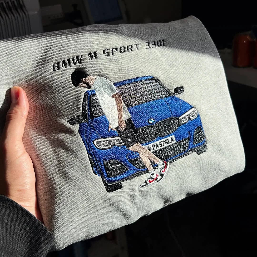 Sweat à capuche de voiture brodé personnalisé, le cadeau parfait pour les amateurs de voitures. Sweat-shirt brodé personnalisé, cadeau papa