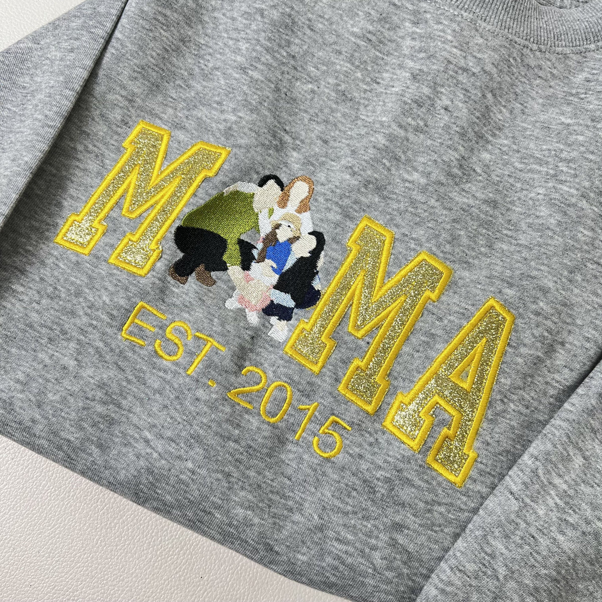 Personalisiertes, besticktes Glitzer-Sweatshirt/Hoodie mit Familienfoto