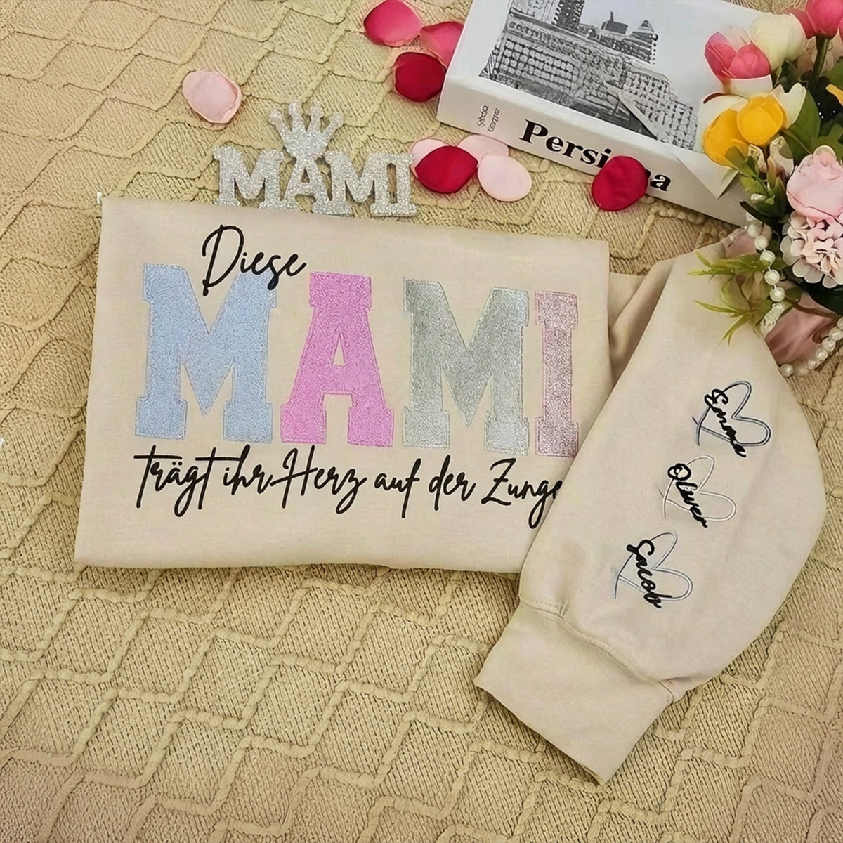 [Stickerei] Individuell besticktes Sweatshirt „Mama trägt ihr Herz auf dem Ärmel“, Muttertagsgeschenk