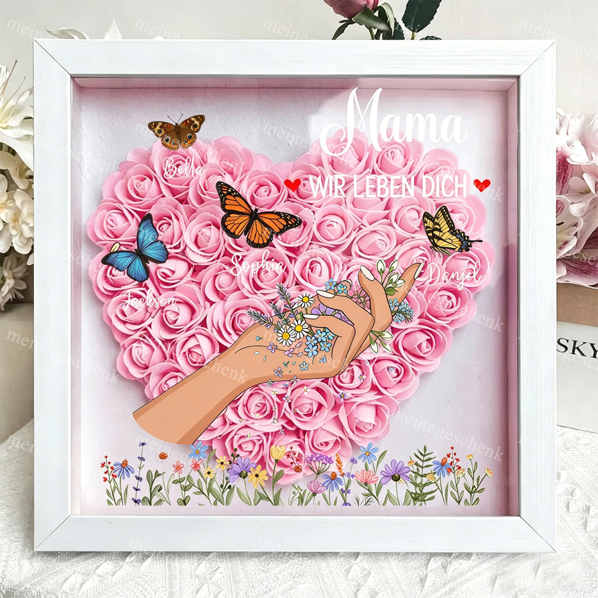 Personalisierter Bilderrahmen mit Rose & Schmetterling, Gravur mit den Namen der Familienmitglieder – Das Geschenk für Mama