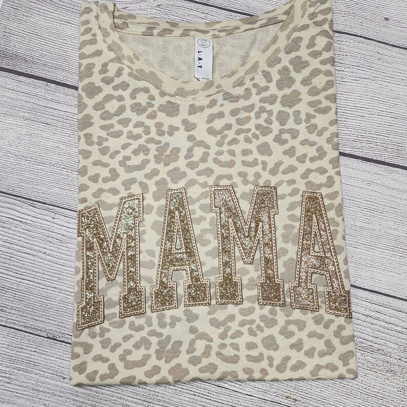 Besticktes Leoparden-Mama-Shirt, schwarzes Glitzer-T-Shirt, einfarbiges Muttertagsgeschenk für Mama