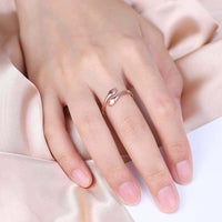 Ring mit individueller Gravur "Hugging Me"