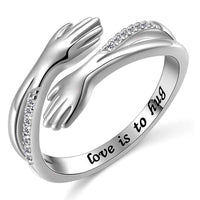 Ring mit individueller Gravur Liebe ist umarmen