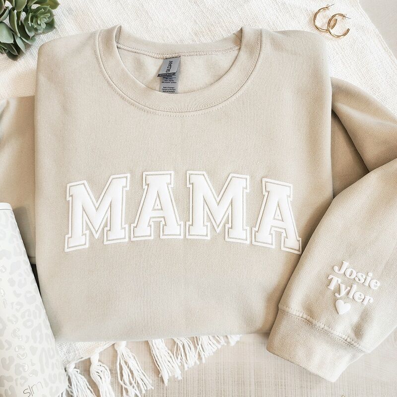 Personalisierte Sweatshirt Puff Druck MAMA Design mit benutzerdefinierten Namen Perfektes Geschenk zum Muttertag