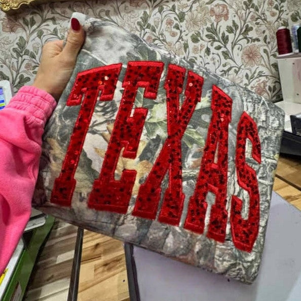 Personalisiertes Pailletten-Sweatshirt MAMA mit Glitzerbuchstaben im Vintage-Stil – das perfekte Muttertagsgeschenk für Mama