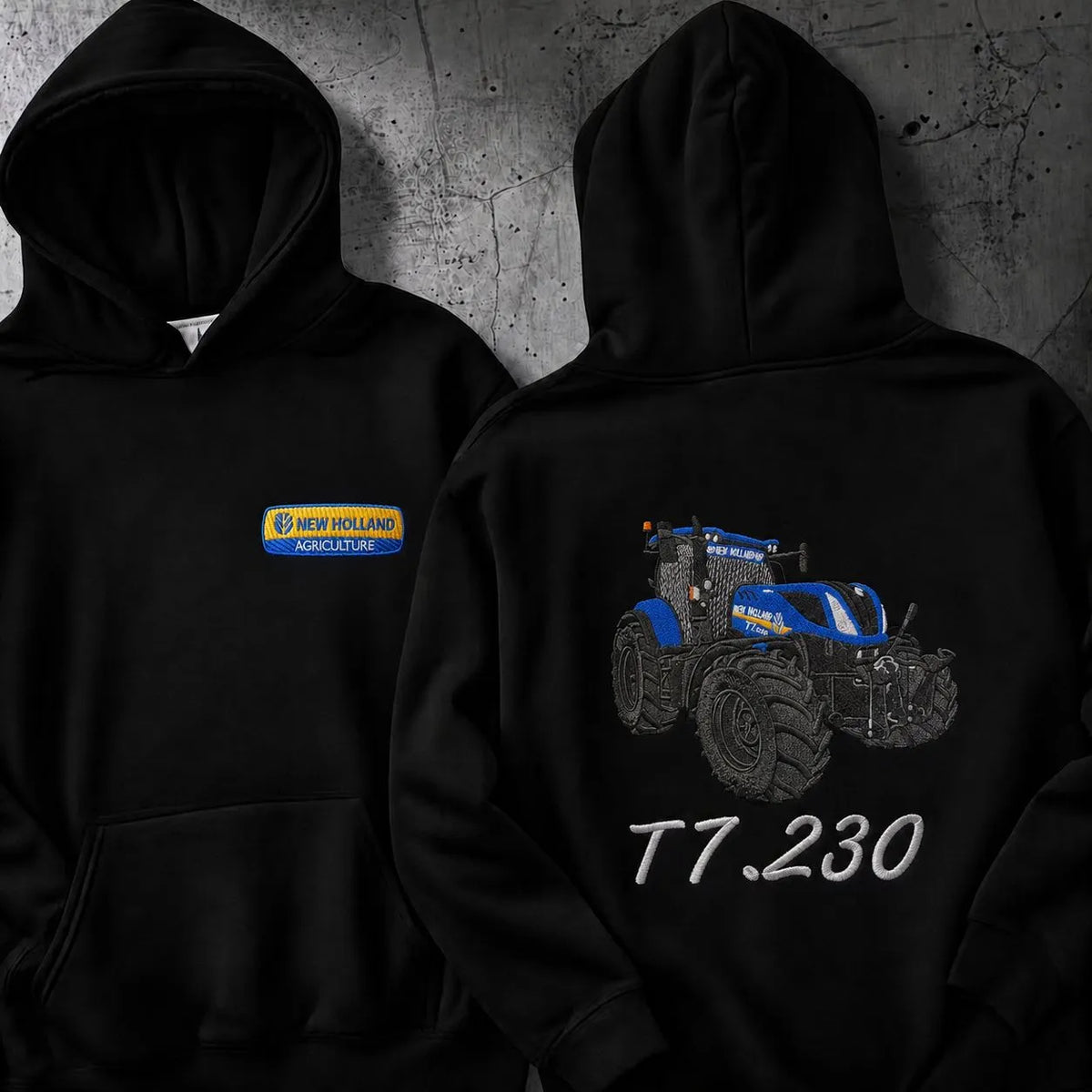 Bestickter Hoodie mit individuellem Traktorenmotiv - personalisiertes Logo auf der Vorderbrust & Traktorenmotiv auf der Rückseite