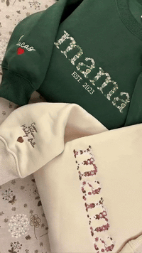 🌸 Geborduurde moedersweater met bloemenpatroon voor moeder en oma 