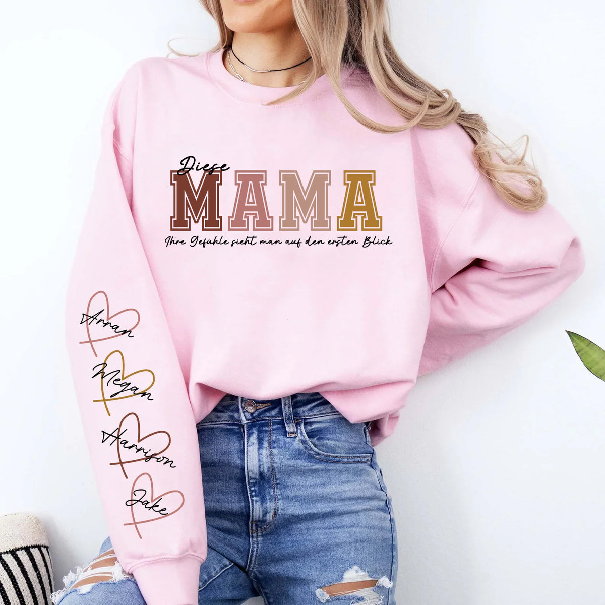 Achter elk geweldig kind staat een moeder – gepersonaliseerde, gepersonaliseerde unisex sweatshirt met ontwerp op de mouw – cadeau voor moeder, oma 