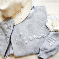 Benutzerdefinierte Mama Script Andenken Sweatshirt mit Puff-Schriftzug, personalisierte Kindernamen auf dem Ärmel, Geschenk für neue Mama