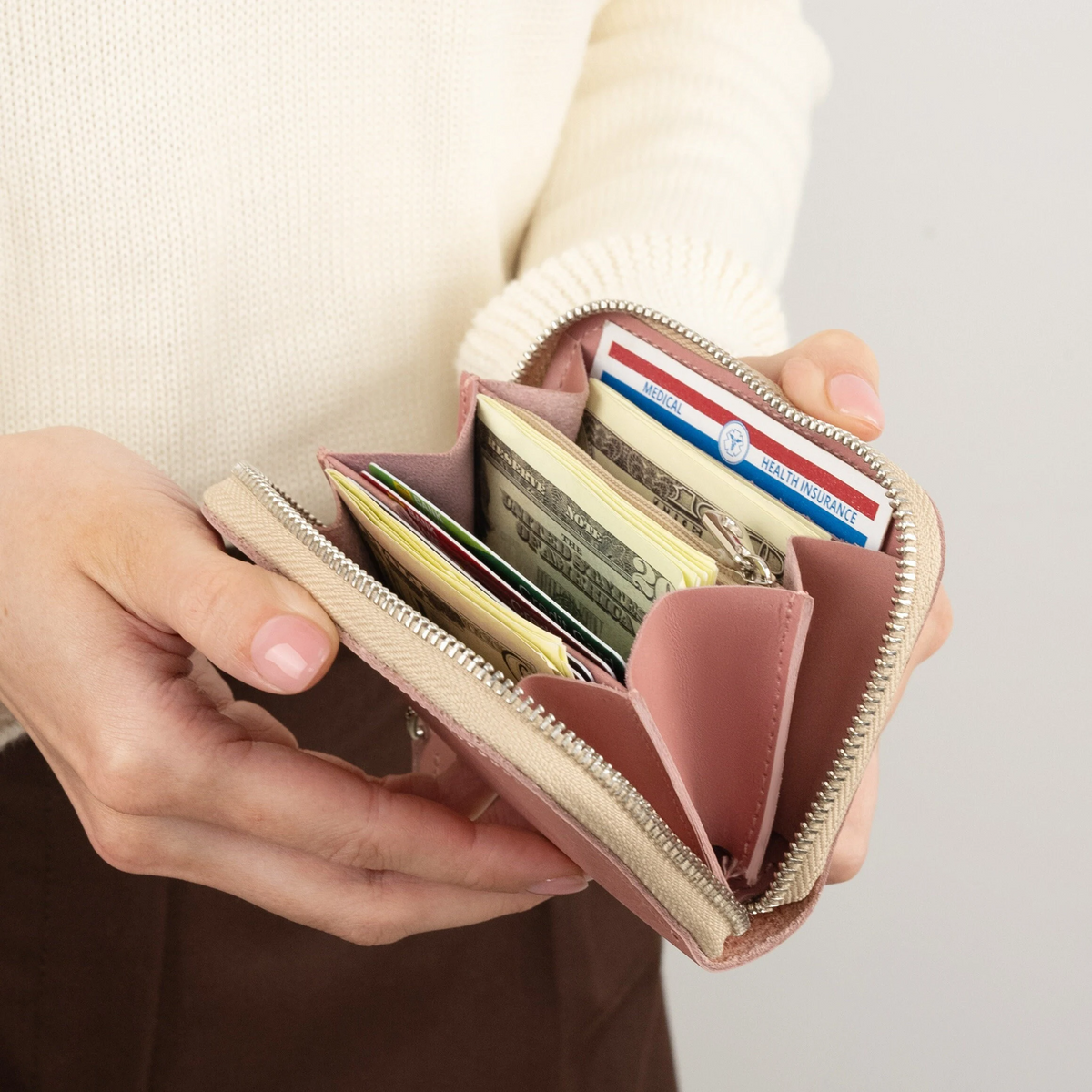 Wir lieben dich, Mama – Damen-Geldbörse aus Leder, personalisierte Geldbörse aus Leder mit Reißverschluss, kleine Geldbörse, zweifach faltbarer Kreditkartenhalter, Münzbörse mit mehreren Taschen