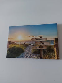 Personalisierte Leinwand "Wegweiser am Strand"