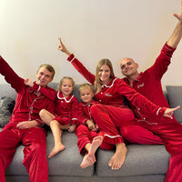 Personalisierter Familien-Weihnachtspyjama Maßgeschneiderter Pyjama aus rotem Samt